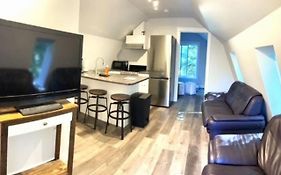 Rustic 1-Bedroom Farm Style Loft With Fire Pit